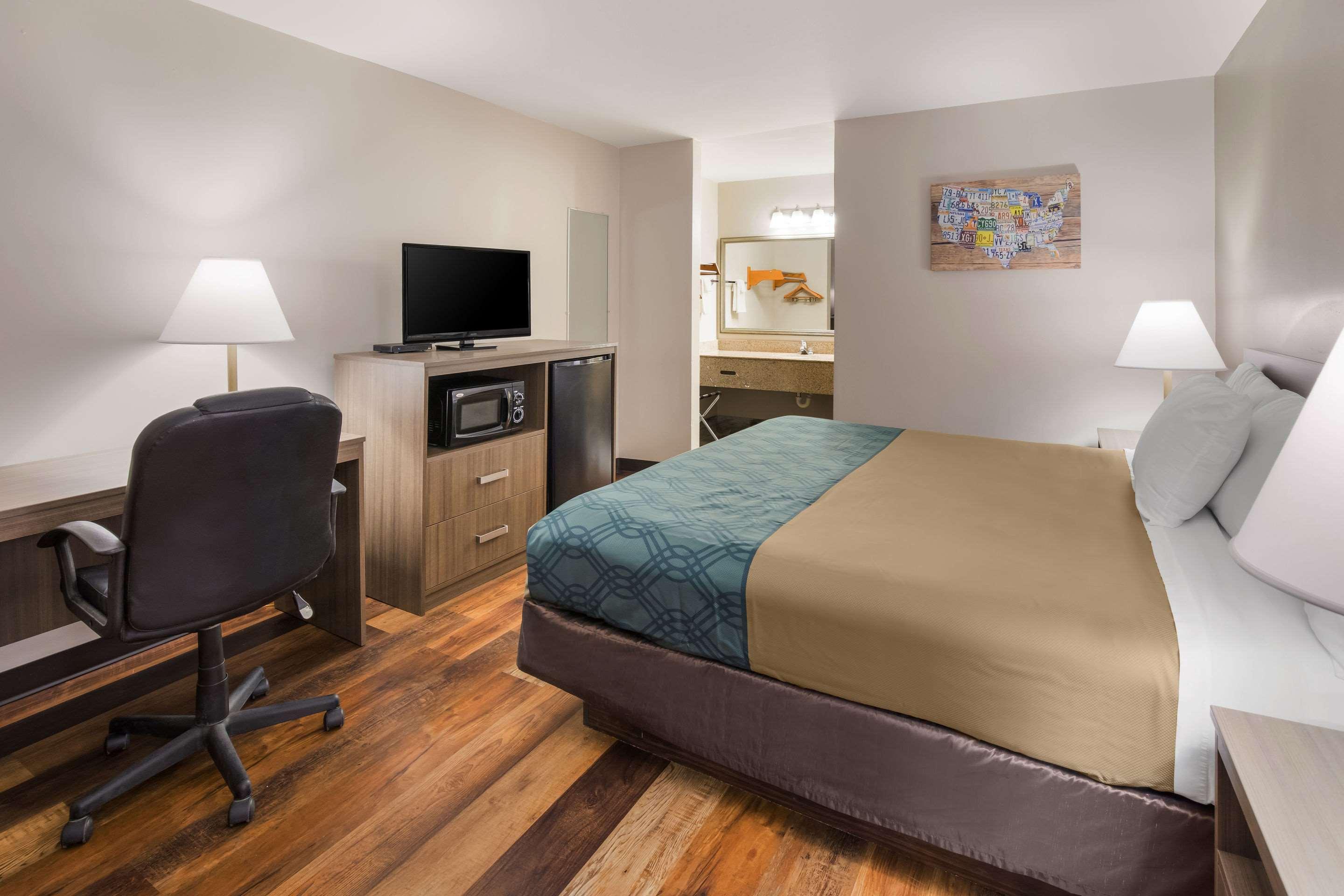 Econo Lodge Hendersonville Eksteriør billede