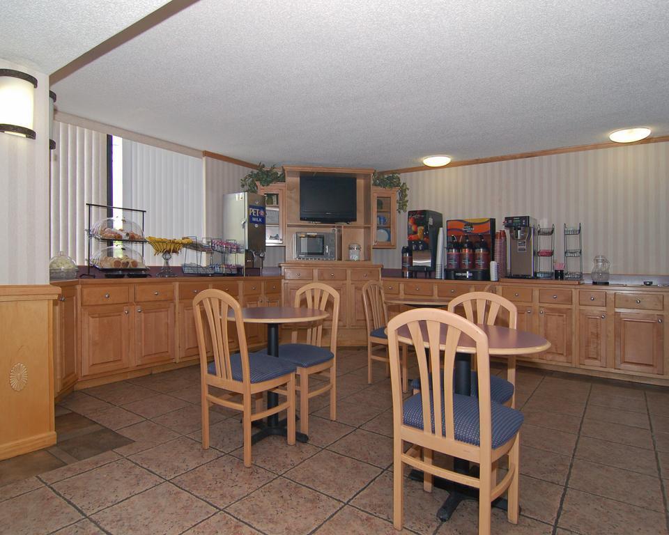 Econo Lodge Hendersonville Eksteriør billede
